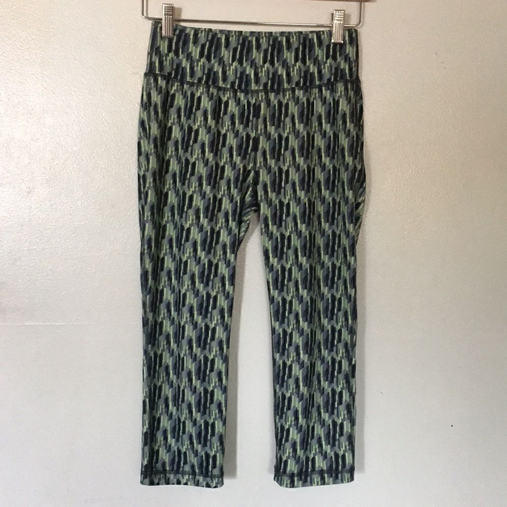3/$20 Danskin Dry More Leggings XS